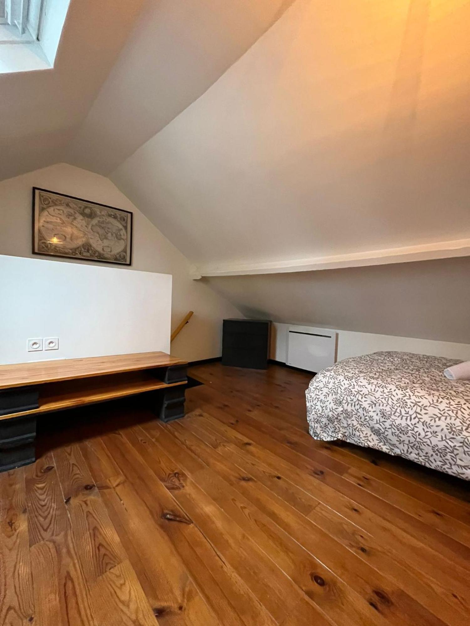 Gite Le Charme Citadin 55 M² Avec Exterieur Valenciennes Buitenkant foto